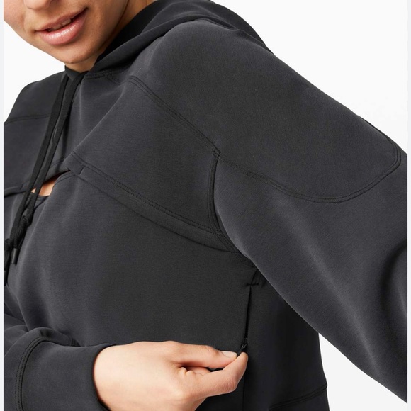 Lululemon Get Centered crop Hoodie - Picture 3 of 3
